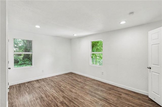2524 Kensington Avenue, Kansas City, MO 64127