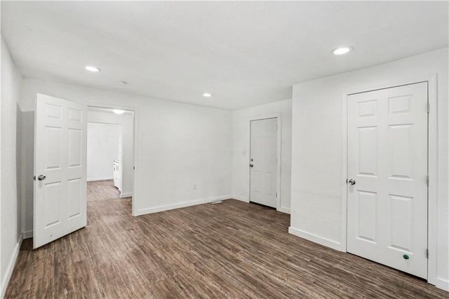 2524 Kensington Avenue, Kansas City, MO 64127