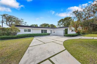 5680 SW 86th St, Miami, FL 33143