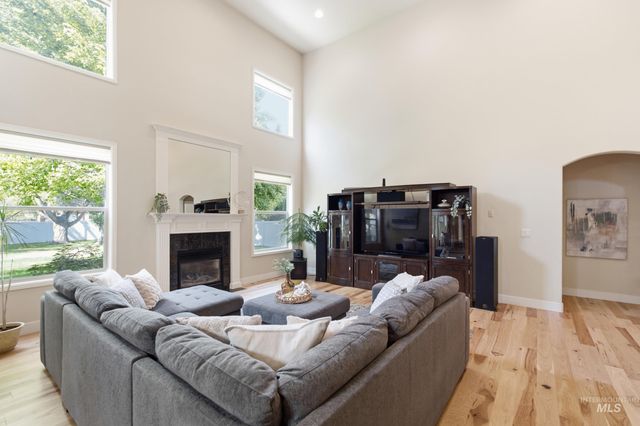 10980 W Greyling Dr., Boise, ID 83709