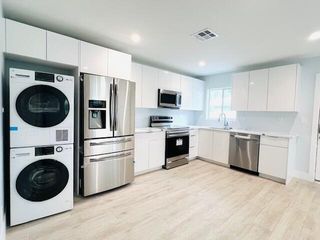 206 SE 1st Avenue 1, Delray Beach, FL 33444