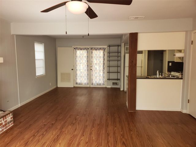 2212 LANIER DR A, Austin, TX 78757