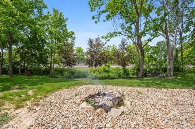 388 Prospect Street, Wellington, OH 44090