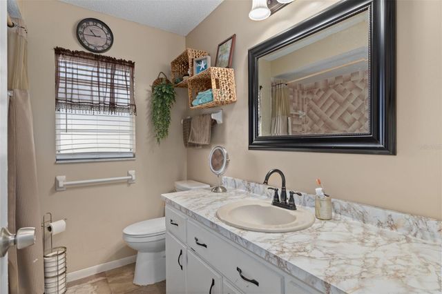 6101 COUNTY LINE ROAD, Spring Hill, FL 34606