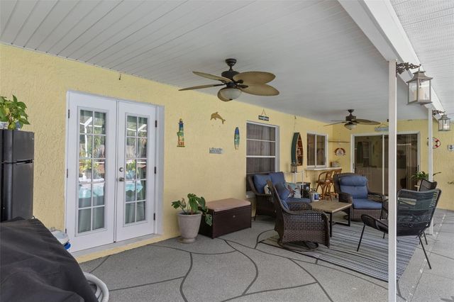 6101 COUNTY LINE ROAD, Spring Hill, FL 34606