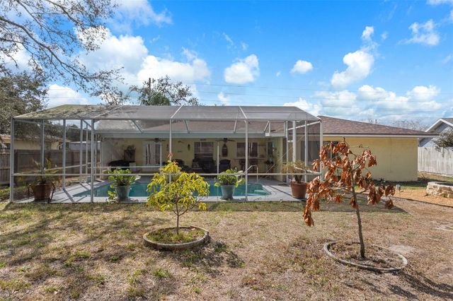 6101 COUNTY LINE ROAD, Spring Hill, FL 34606