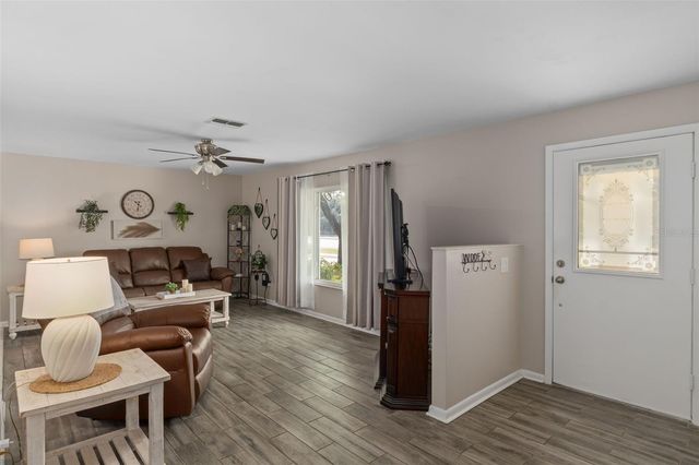 6101 COUNTY LINE ROAD, Spring Hill, FL 34606