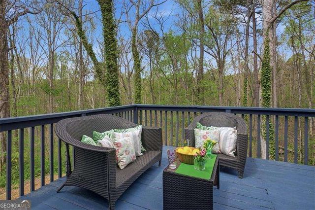 4123 Inola Trail NE, Roswell, GA 30075