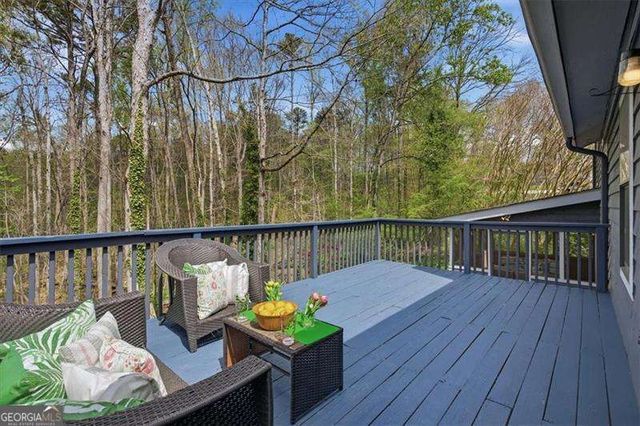 4123 Inola Trail NE, Roswell, GA 30075