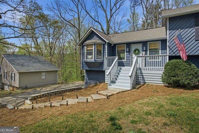 4123 Inola Trail NE, Roswell, GA 30075