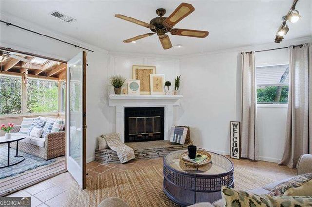 4123 Inola Trail NE, Roswell, GA 30075