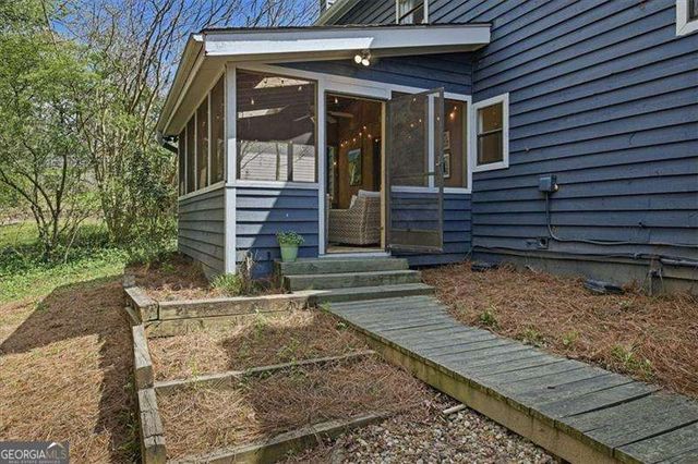 4123 Inola Trail NE, Roswell, GA 30075