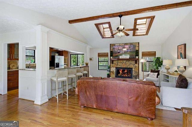 4123 Inola Trail NE, Roswell, GA 30075