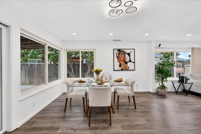 289 Martinvale Lane, San Jose, CA 95119