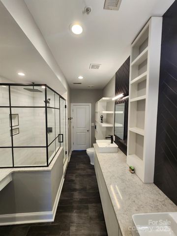 638 E 10th Street, Charlotte, NC 28202