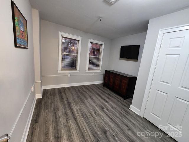 638 E 10th Street, Charlotte, NC 28202