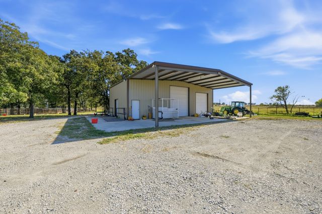5071 Fm 1810, Chico, TX 76431