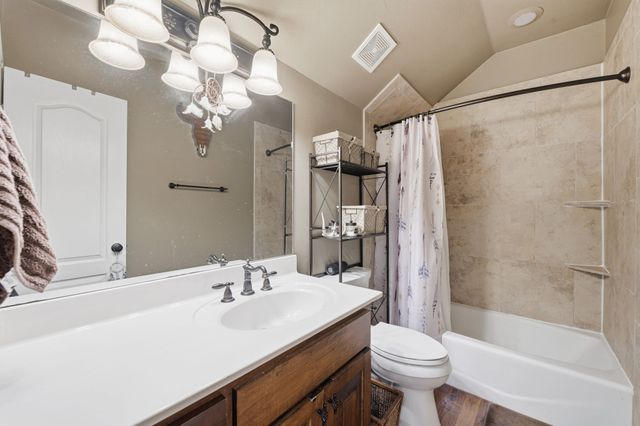 5071 Fm 1810, Chico, TX 76431