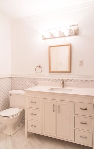 9010 Linkmeadow Lane, Houston, TX 77025