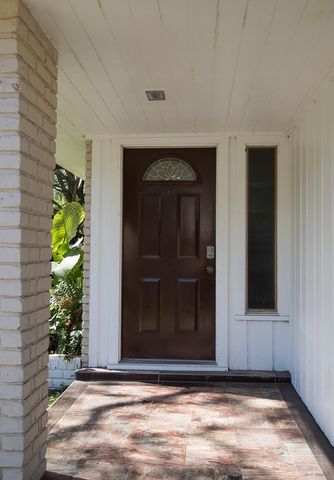 9010 Linkmeadow Lane, Houston, TX 77025