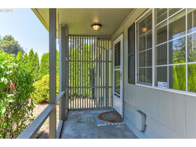 2630 Se 168TH Ave, Portland, OR 97236