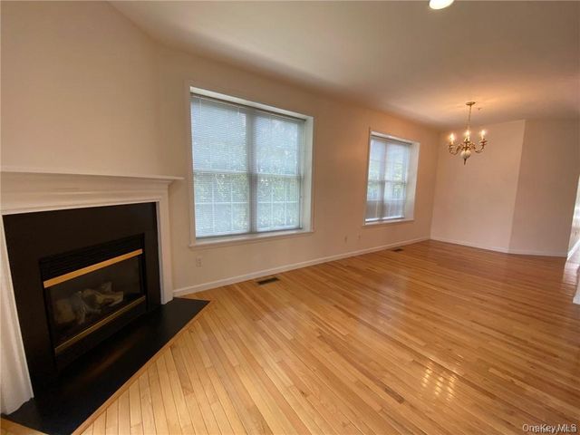 1309 Half Moon Bay Drive, Croton-on-hudson, NY 10520