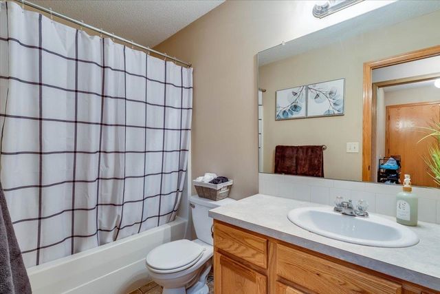 2407 E Kite St., Wichita, KS 67219
