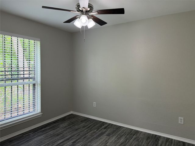 3332 Navaro Street, Dallas, TX 75212