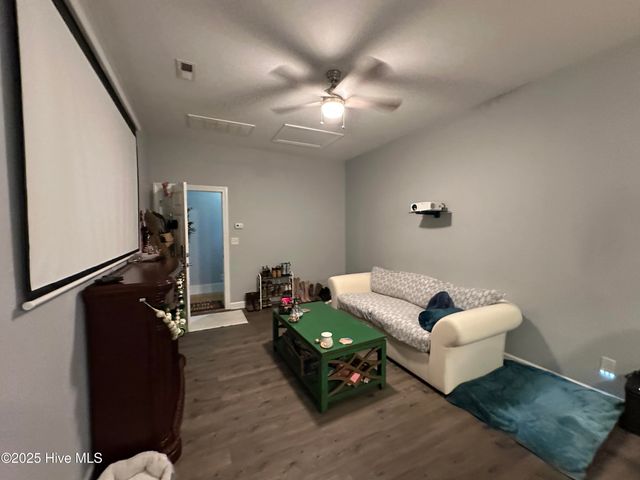 121 S King Street, Windsor, NC 27983