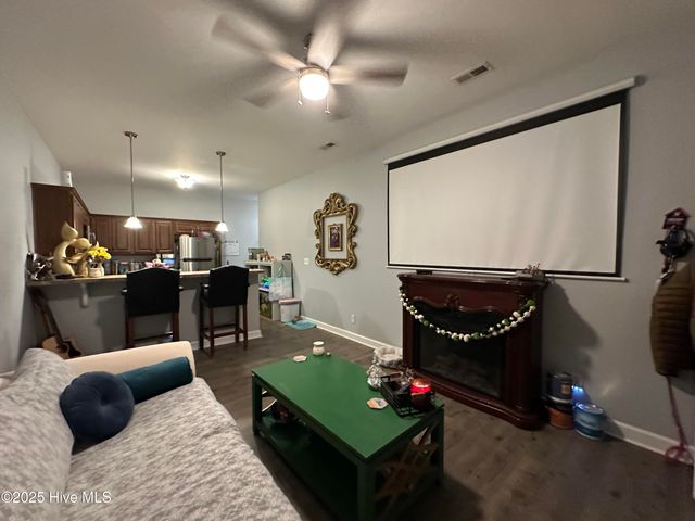 121 S King Street, Windsor, NC 27983