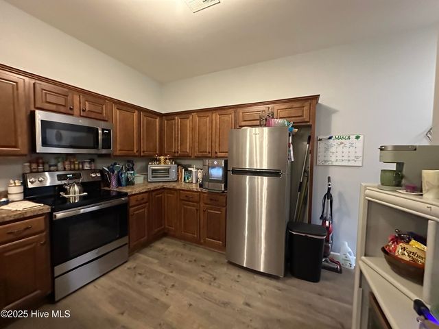 121 S King Street, Windsor, NC 27983