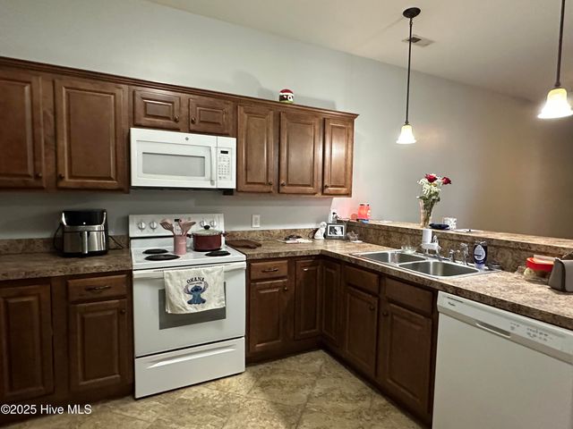 121 S King Street, Windsor, NC 27983