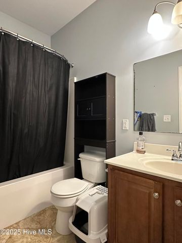 121 S King Street, Windsor, NC 27983