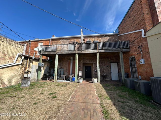 121 S King Street, Windsor, NC 27983