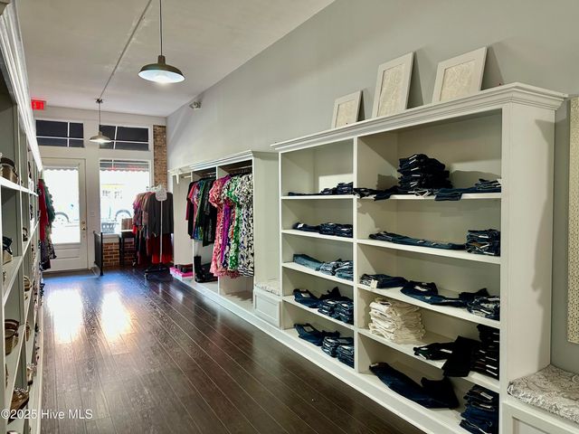 121 S King Street, Windsor, NC 27983