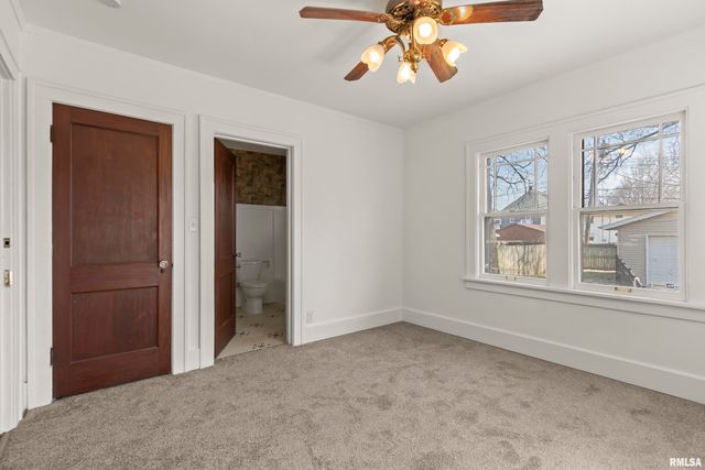 1210 N ELMWOOD Avenue, Peoria, IL 61606