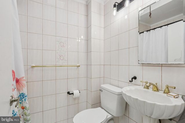 8855 WINCHESTER AVE, Philadelphia, PA 19115