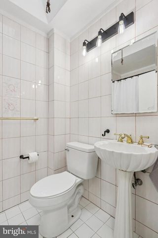 8855 WINCHESTER AVE, Philadelphia, PA 19115