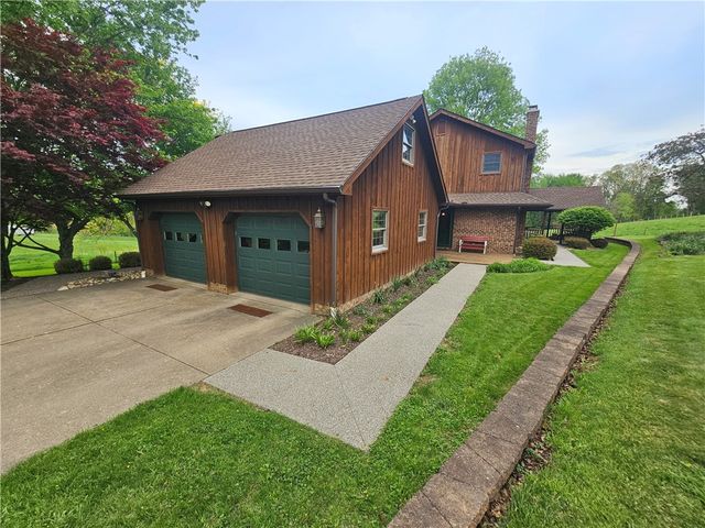 176 Ashmore Rd, Buffalo Twp, PA 15301