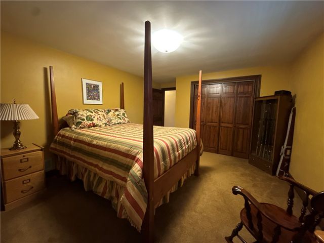 176 Ashmore Rd, Buffalo Twp, PA 15301