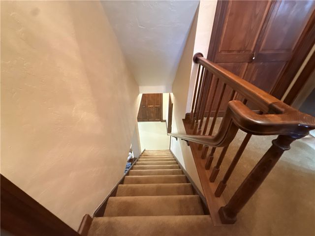 176 Ashmore Rd, Buffalo Twp, PA 15301