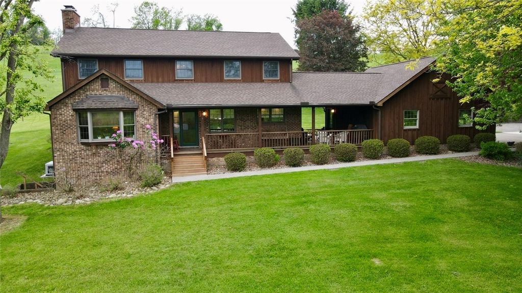 176 Ashmore Rd, Buffalo Twp, PA 15301