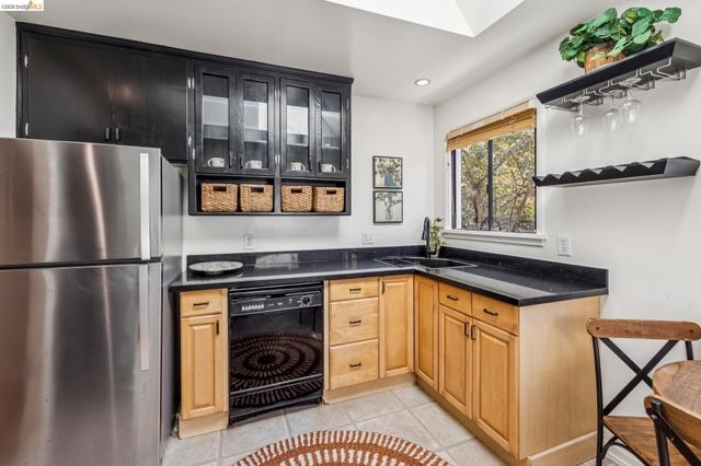 1339 Mariposa St, Richmond, CA 94804