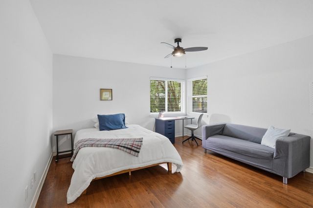 4644 Selkirk Drive, Fort Worth, TX 76109