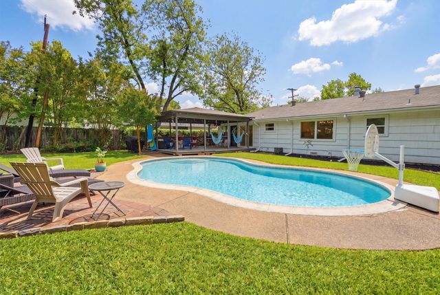 4644 Selkirk Drive, Fort Worth, TX 76109