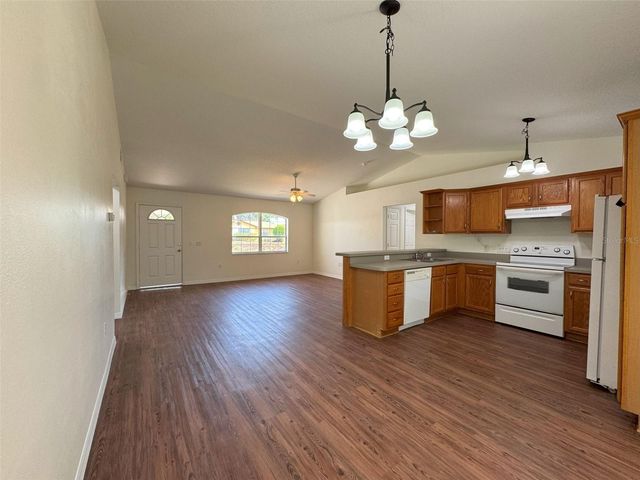 519 HEMLOCK STREET, Inverness, FL 34452