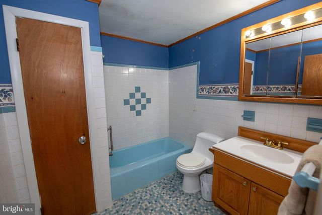 178 MALLARD RD, Holland, PA 18966