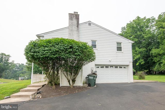 178 MALLARD RD, Holland, PA 18966