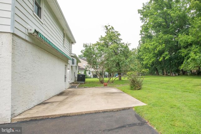178 MALLARD RD, Holland, PA 18966