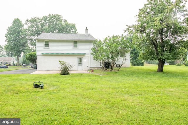 178 MALLARD RD, Holland, PA 18966